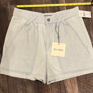 DL1961 Women's Light Wash Jean Shorts